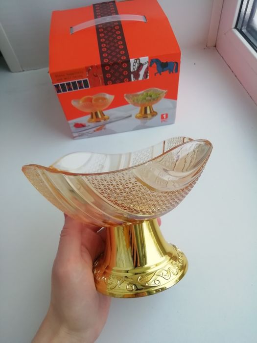 продам вазу для фруктов/конфетницу