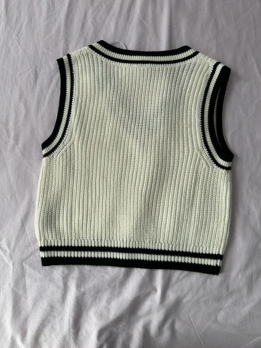 Бял пуловер от H&M