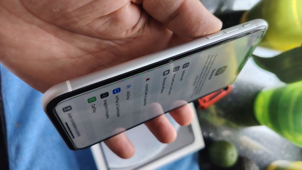 IPhone Xr 64GB Impecabil La Cutie