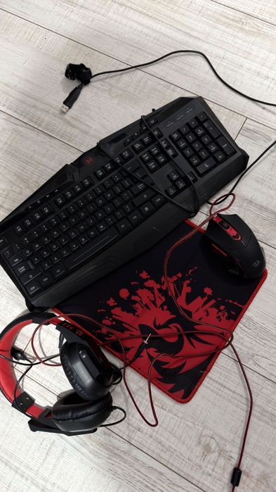 Laptop ASUS TUF Gaming FX505D + Set Gaming Archelonz