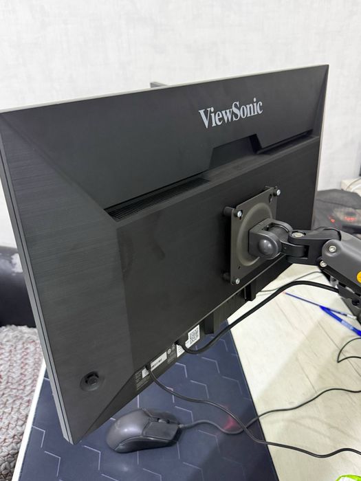 Монитор ViewSonic 180hz