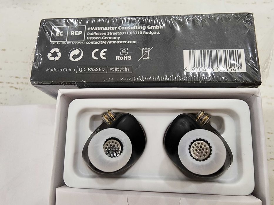 Наушники KZ Phantom Gaming IEMs, 3,5 mm with mic/USB-C