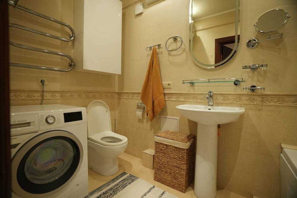 ПРОДАЕТСЯ 2/4/5 62м2 на: Ул. Бобура Ор.р: Сеул мун