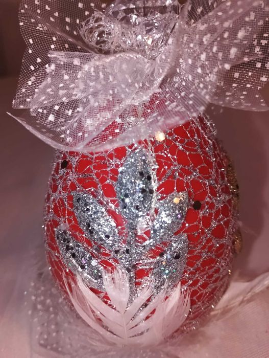 продавам декоративни великденски яйца и венци