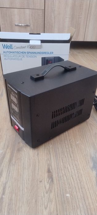Vând, Well Stabilizator automat de tensiune cu servomotor Constant 1000VA/600W!