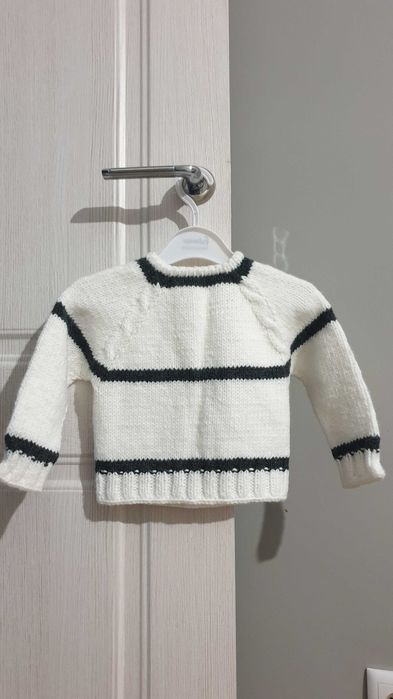 Свитер, кофта, теплая кофта, вязанная кофта