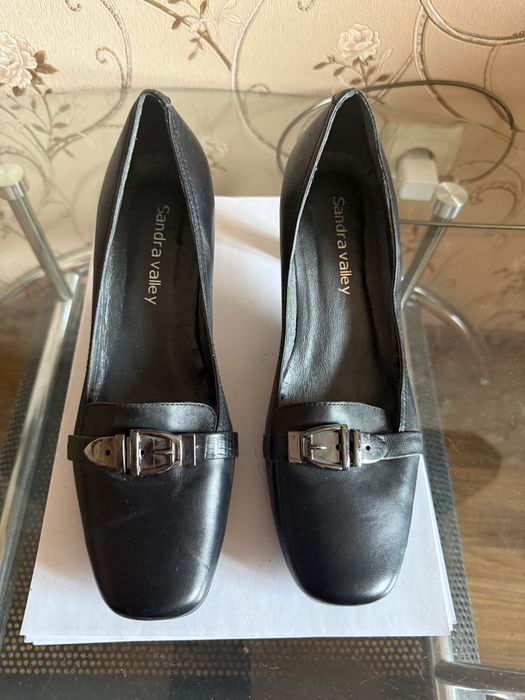 Туфли черные 2 пары