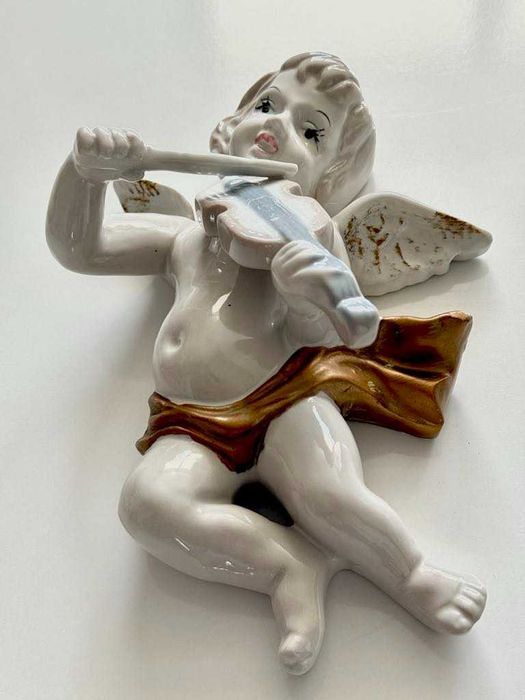 Винтидж порцеланова фигурка за окачване на стена