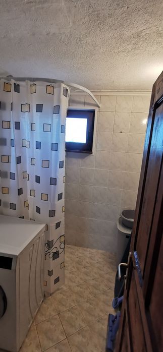 Дава се под наем Етаж от къща в с. Дуранкулак, Област Добрич - 120 кв.м за 51 € - Снимка #1