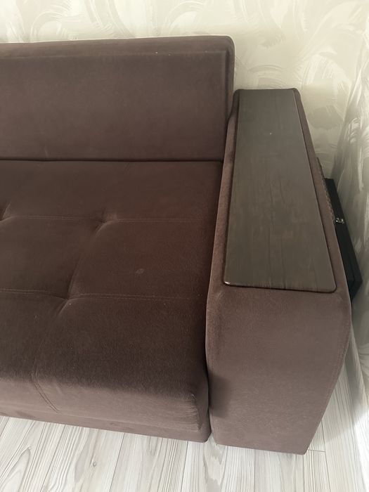 Продам срочно диван