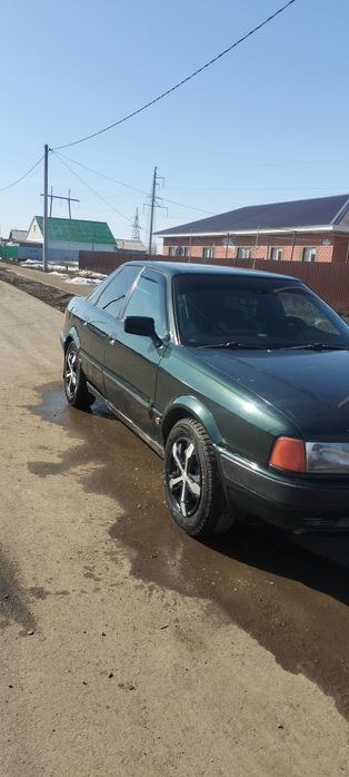 Продам Ауди 80 б4