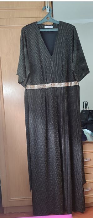 Платья б/у вечерние,повседневные