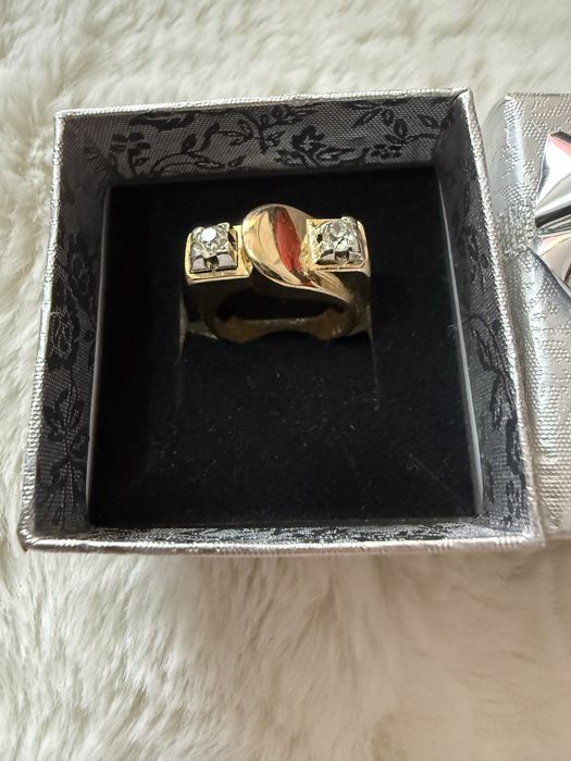 Inel din Aur 18 k cu DiamanteNaturaleMaricuCertificat de Autenticitate