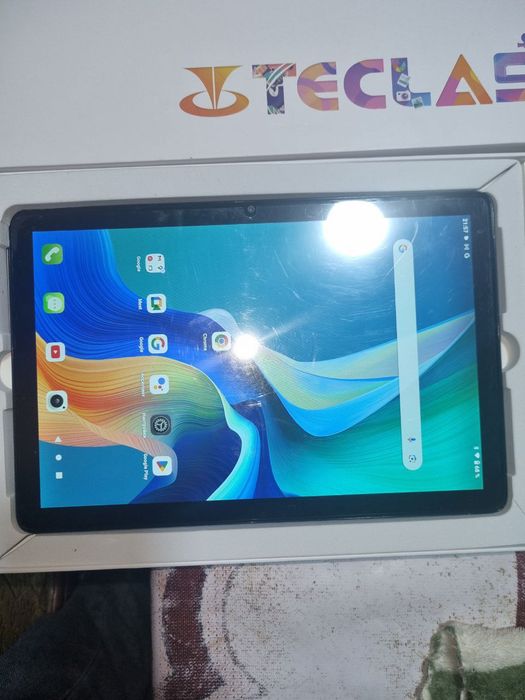 планщет тесласт пад новый оперативка 8гб.память 128гб симкарта 2