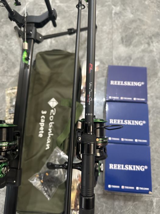 Set pescuit crap complet – 3 lansete FL 3.90m + Reelsking TM10000 + Rod Pod Robinhan 3 posturi