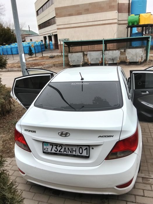 Хондаи Акцент находу