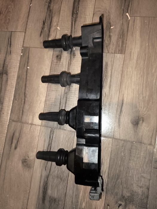 Bobina inducție și suport motor Citroen C4 1.6 benzină 2005
