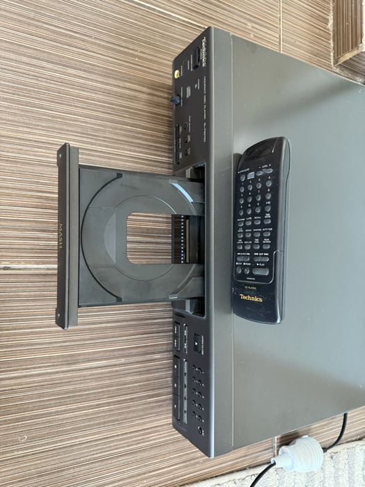Technics SL-PS670D Качествен плеър
