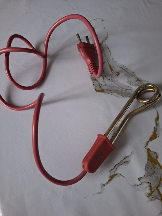 Кипятильник бытовой