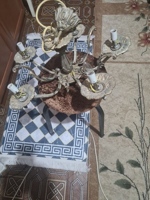 Срочно продам люстру, ручной работы, сделана в Грузии, из мельхиора