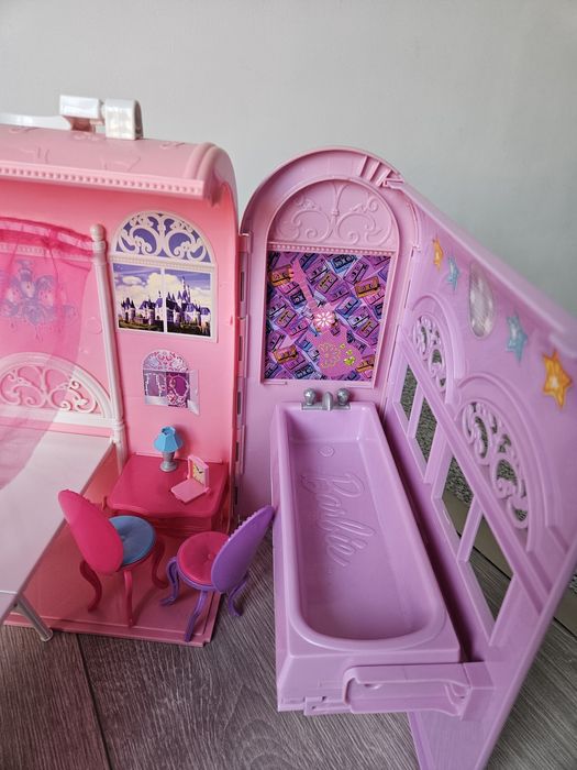 Căsuța Barbie          .