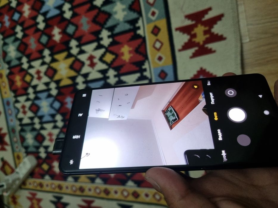 Samsung S21 и Mi 9T