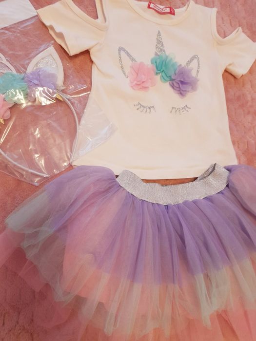 Детски рокли за 2-3 годишни. Цените са 20 лв за рокля, а плетените 15