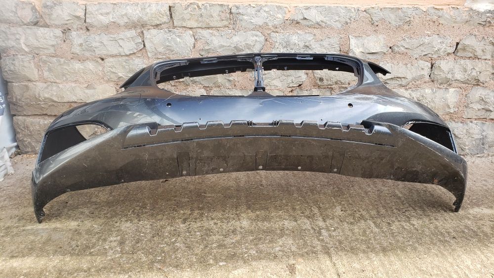 bronq/broni BMW 1  F40  2019-24g.