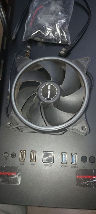 Продам корпус+кулер