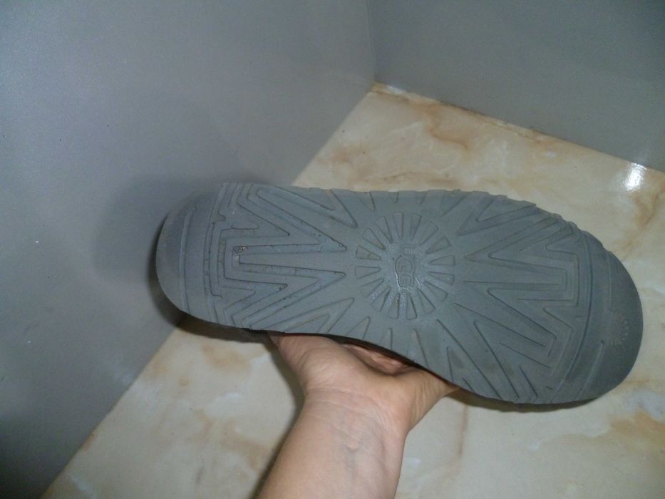 UGG оригинални ботуши №40