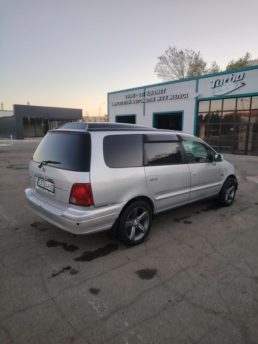 Продам Honda Odyssey