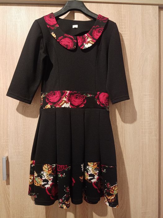 Rochie Nicoleta poliester creponat, 44(1) talie subțire, fustă plisată