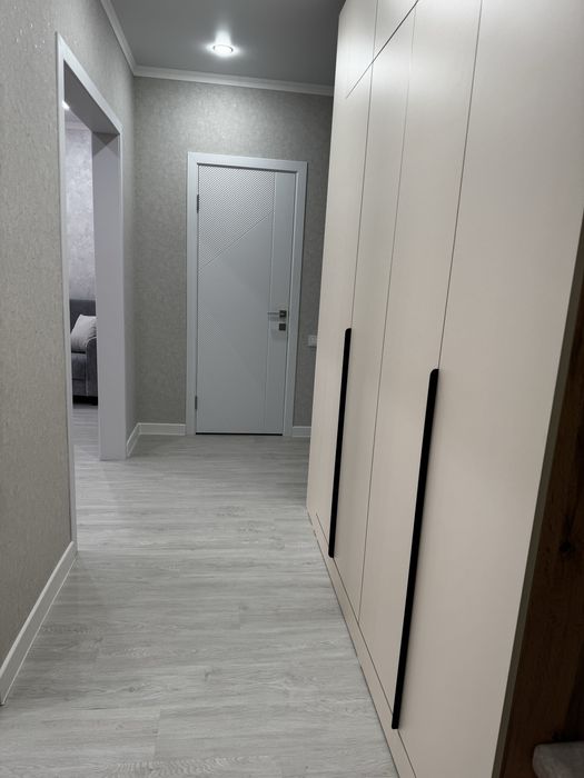 Продам квартиру 2-х комнатную .