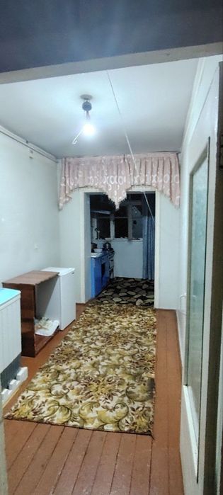 3 хонали квартира. Кирпичный дом. Маргилон шахар Ватстрой.