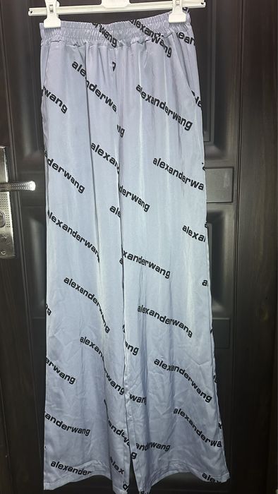 Двойка Alexander Wang