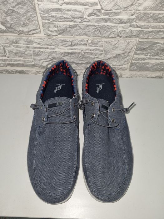 Новое Размер EU 42