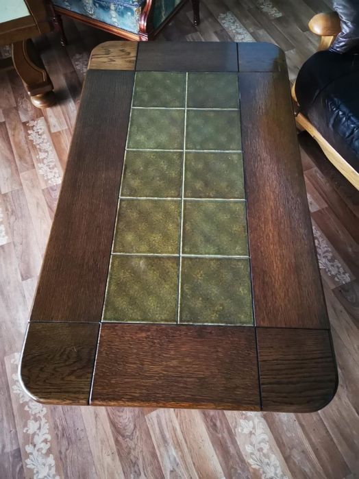 Масивна холна маса внос от Германия