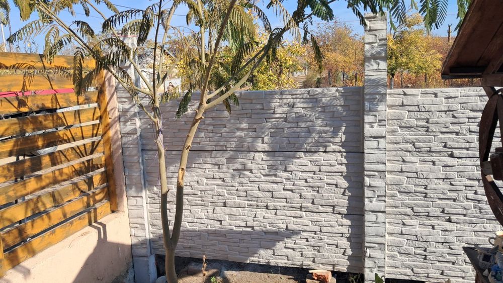 Garduri din beton armat