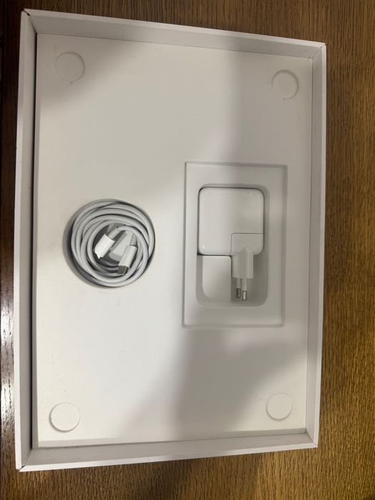 Macbook Air M1, Gold