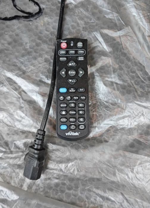 Продам проектор в идеальном состоянии