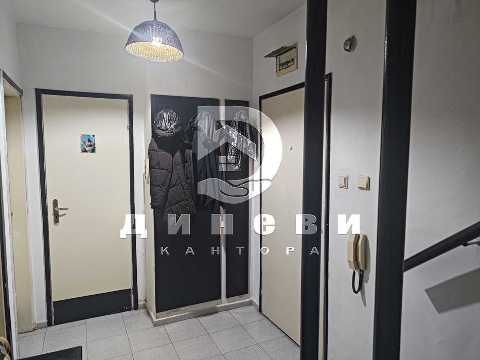 Продава се Четиристаен апартамент в Стара Загора, Център - 91 кв.м за 1208 €/кв.м - Снимка #20