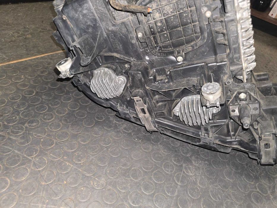 Ляв Laser Light фар за BMW 730D G11