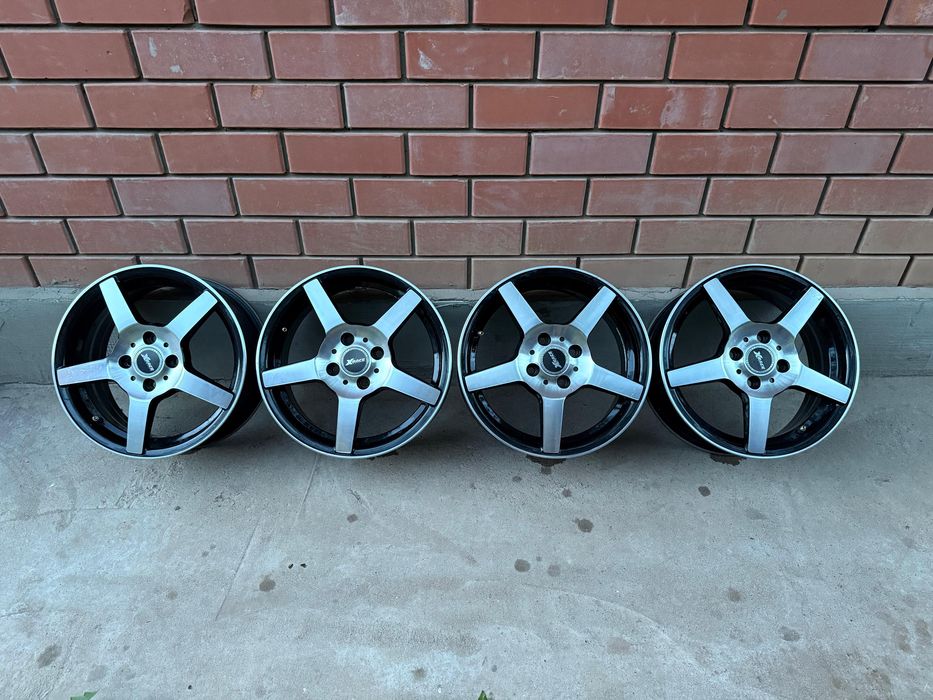 Продам титанки R15