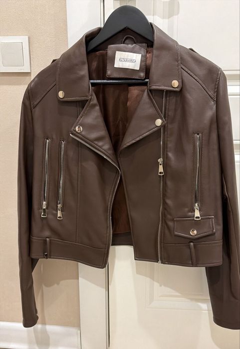 Продам кожаную куртку косуху.