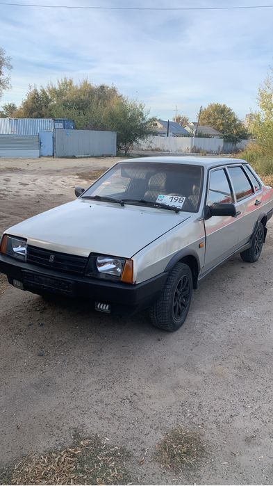 Ваз 21099 инжектор 2002год