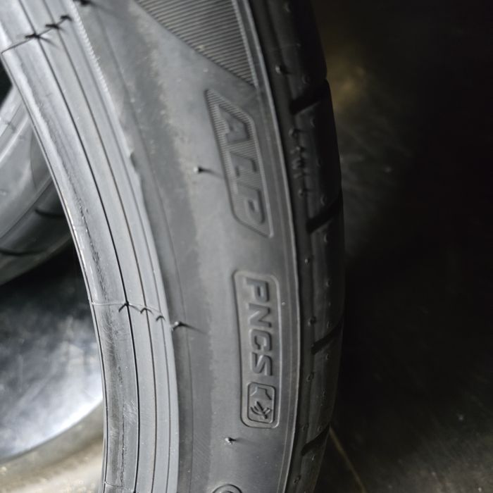 Гуми Pirelli 23" спорт пакет