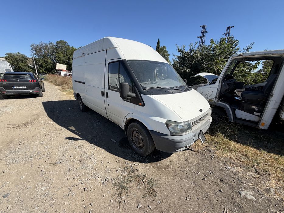 Бус Форд Транзит 2.4 дизел 90 к.с. T350 2000–2006 г. на части