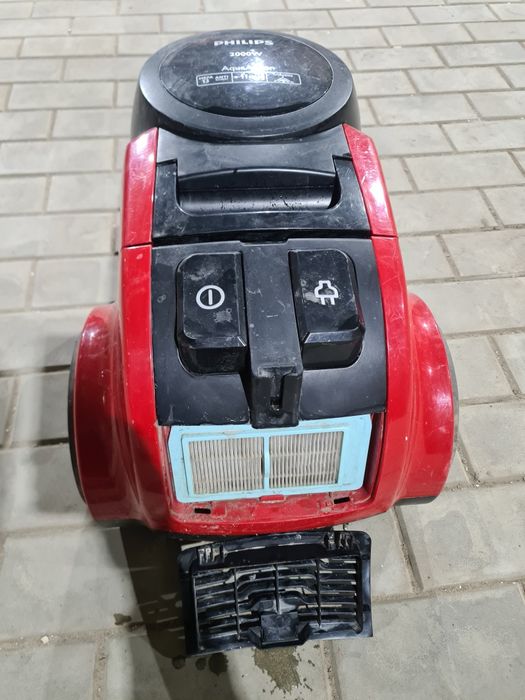 Продам пылесос Philips AquaAction