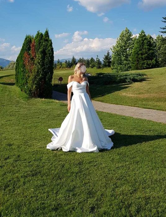 Сватбена рокля на италианската марка "Milla Nova"