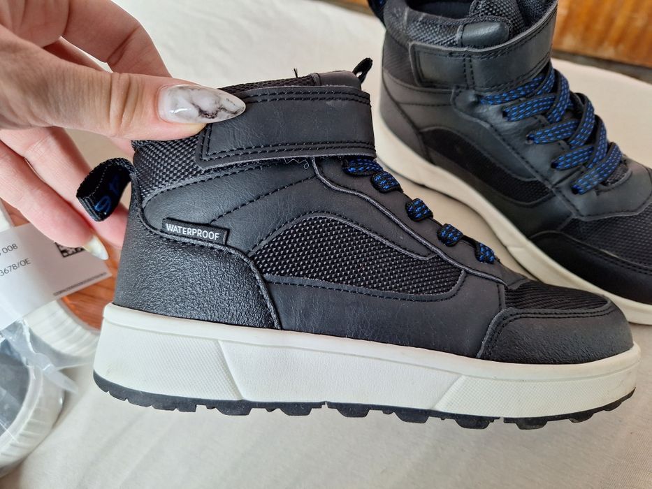 Нови топли кецове размер 29